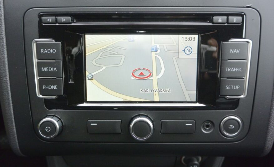 Volkswagen Touran 2.0TDi Comfortline 103kW NAVI 103kW