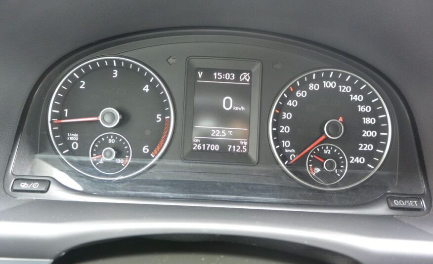Volkswagen Touran 2.0TDi Comfortline 103kW NAVI 103kW