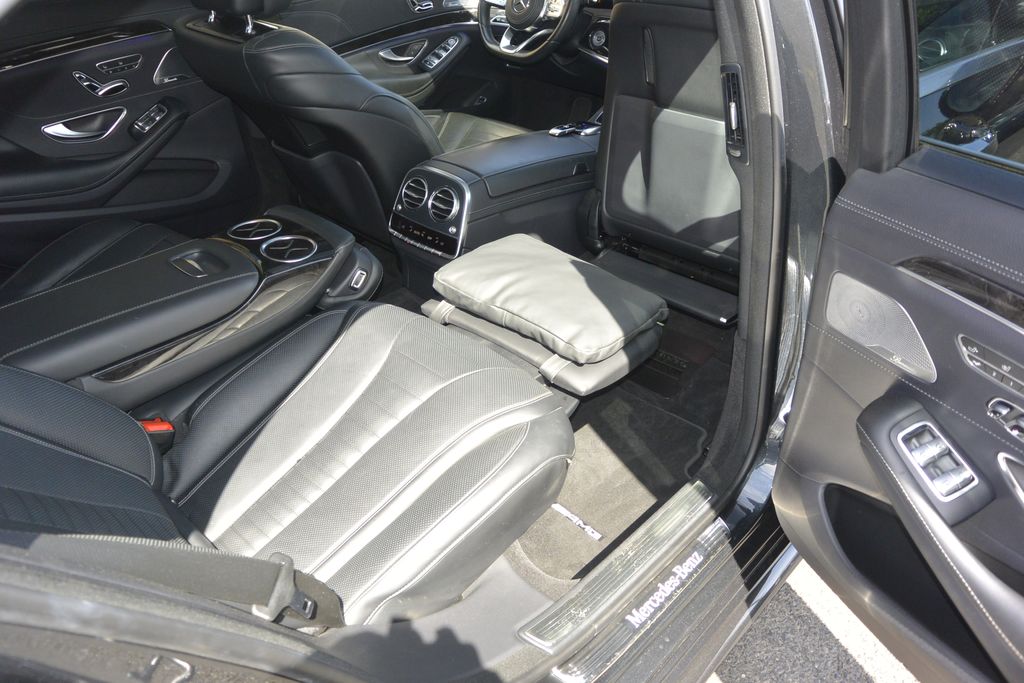 Mercedes-Benz S 400 400d 4MATIC L AMG 250kW