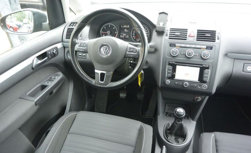 Volkswagen Touran 2.0TDi Comfortline 103kW NAVI 103kW