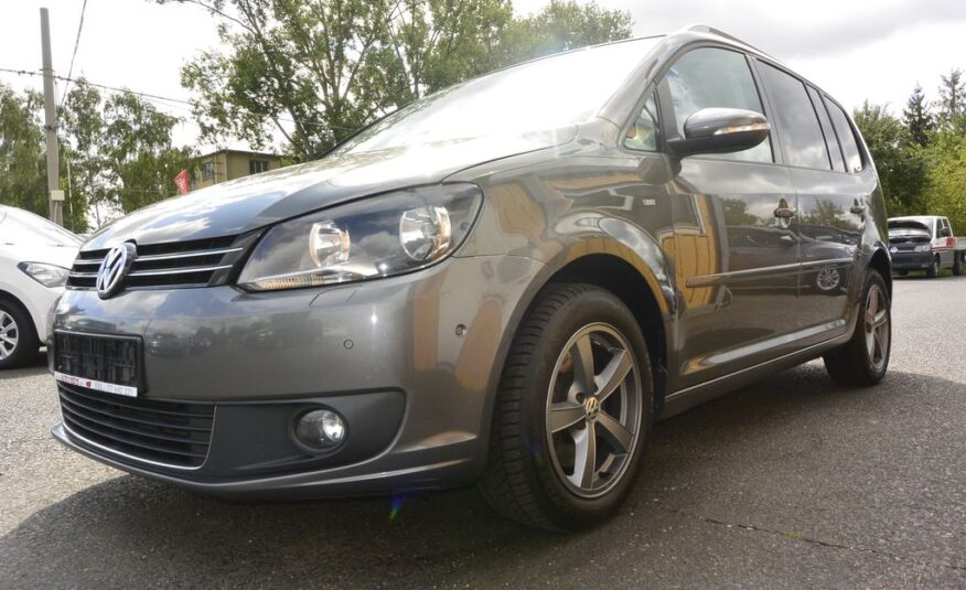 Volkswagen Touran 2.0TDi Comfortline 103kW NAVI 103kW