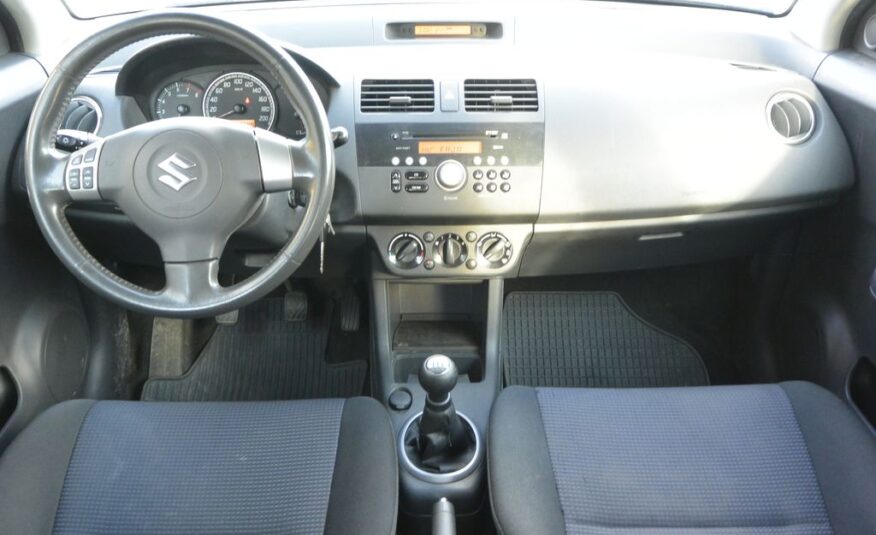 Suzuki Swift 1.3i16v 4×4 67kW