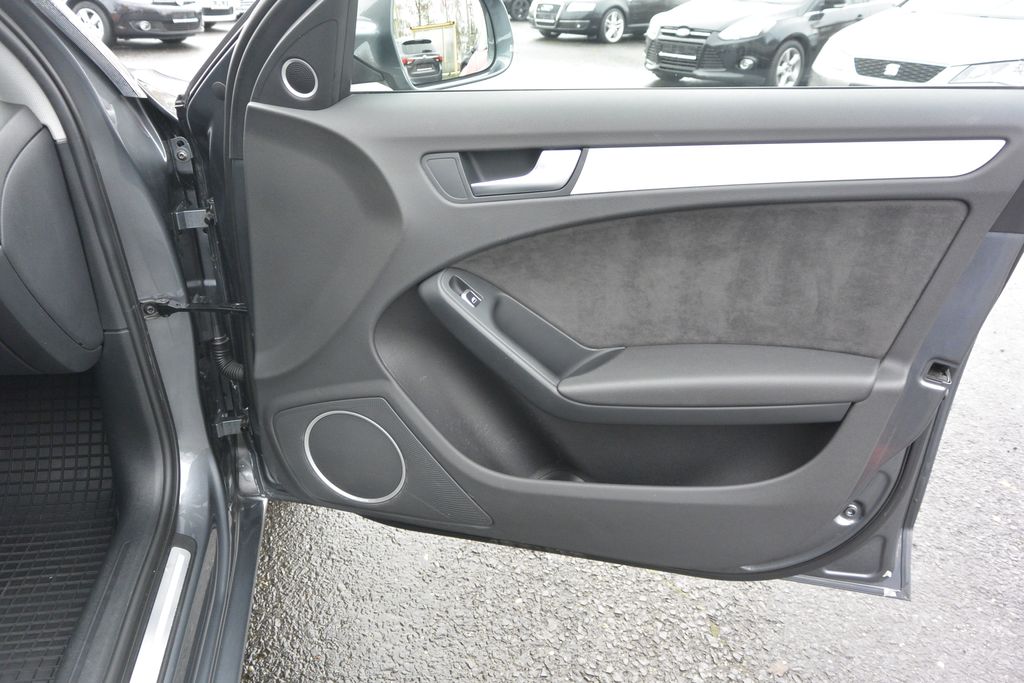 Audi A4 3.0TDi 180kW QUATTRO AUTOMAT 180kW