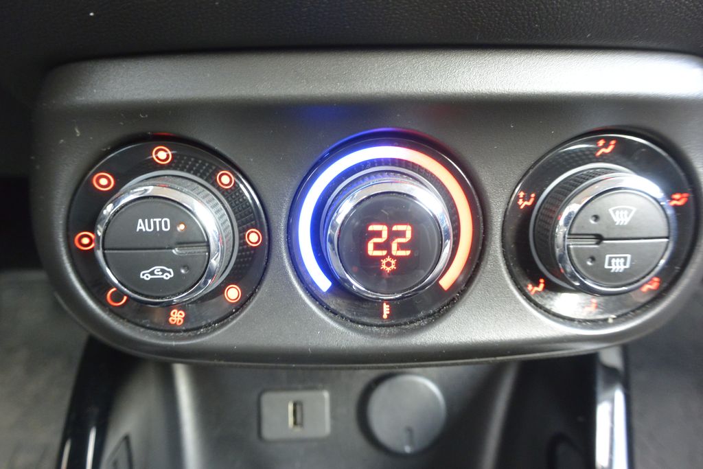 Opel Adam 1.4i16v 100PS 77tis.km 74kW