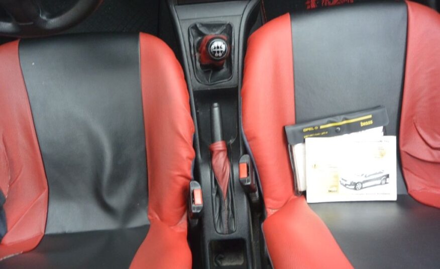 Opel Astra 1.6i16v 83kW