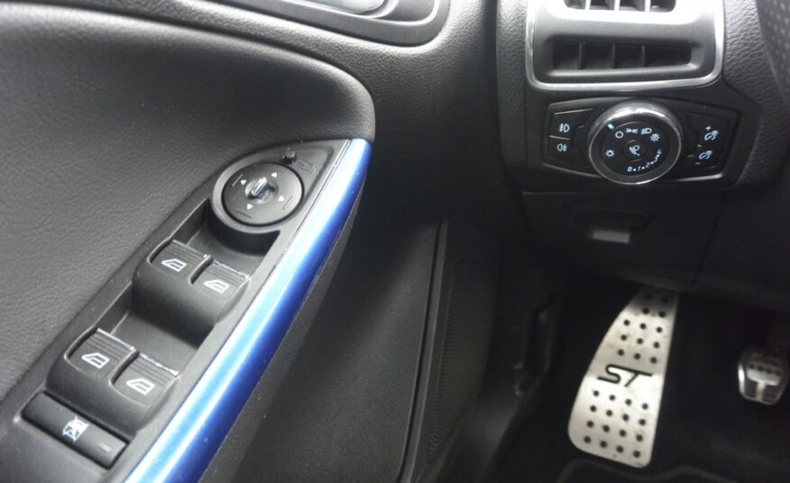 Ford Focus ST 2,0 EcoBoost 184kW 184kW