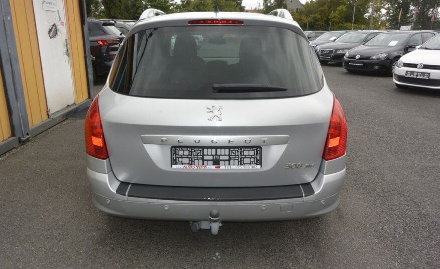 Peugeot 308 2.0HDi SW 7míst 110kW