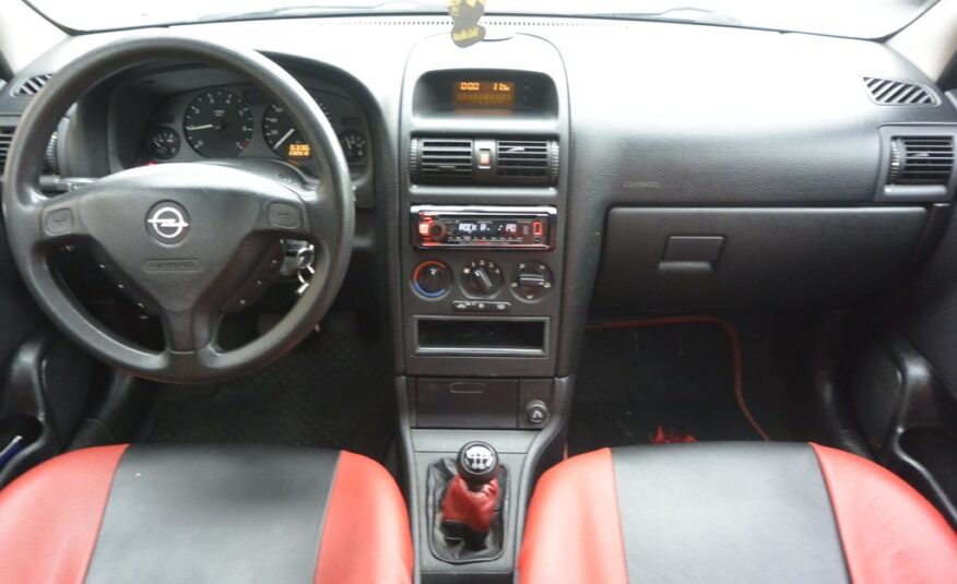 Opel Astra 1.6i16v 83kW