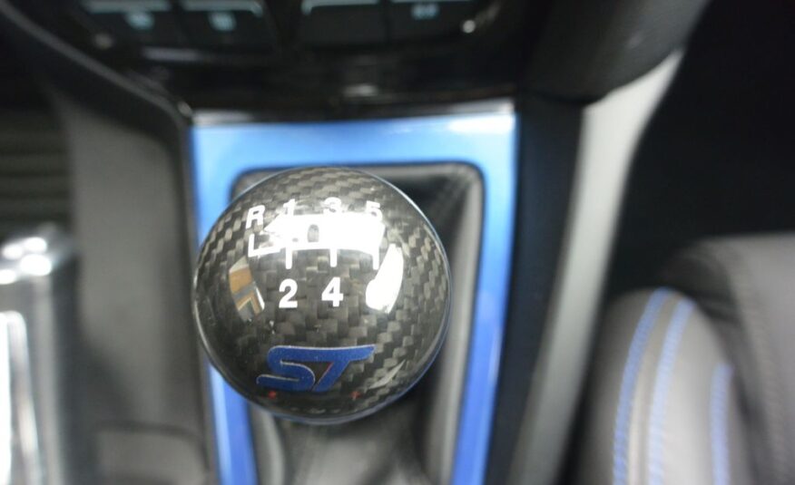 Ford Focus ST 2,0 EcoBoost 184kW 184kW