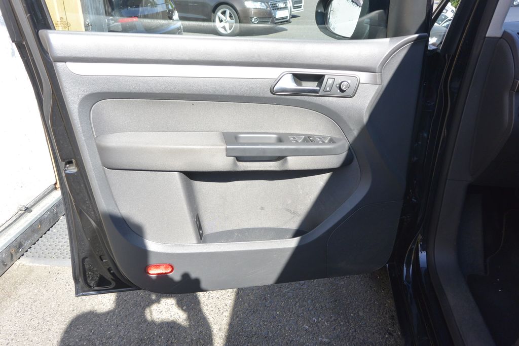 Volkswagen Touran 1.6TDi  Comfortline 77kW