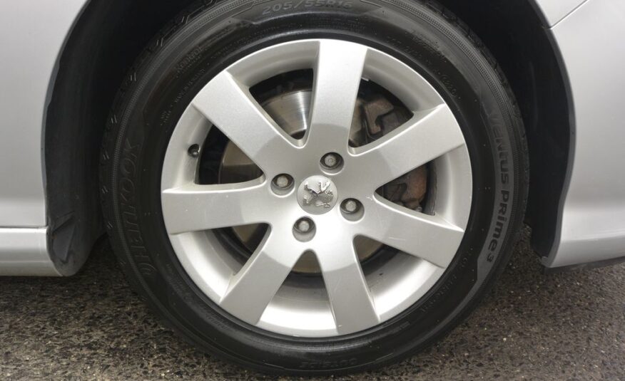 Peugeot 308 2.0HDi SW 7míst 110kW