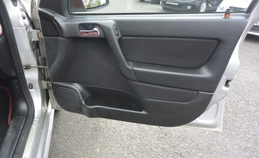 Opel Astra 1.6i16v 83kW