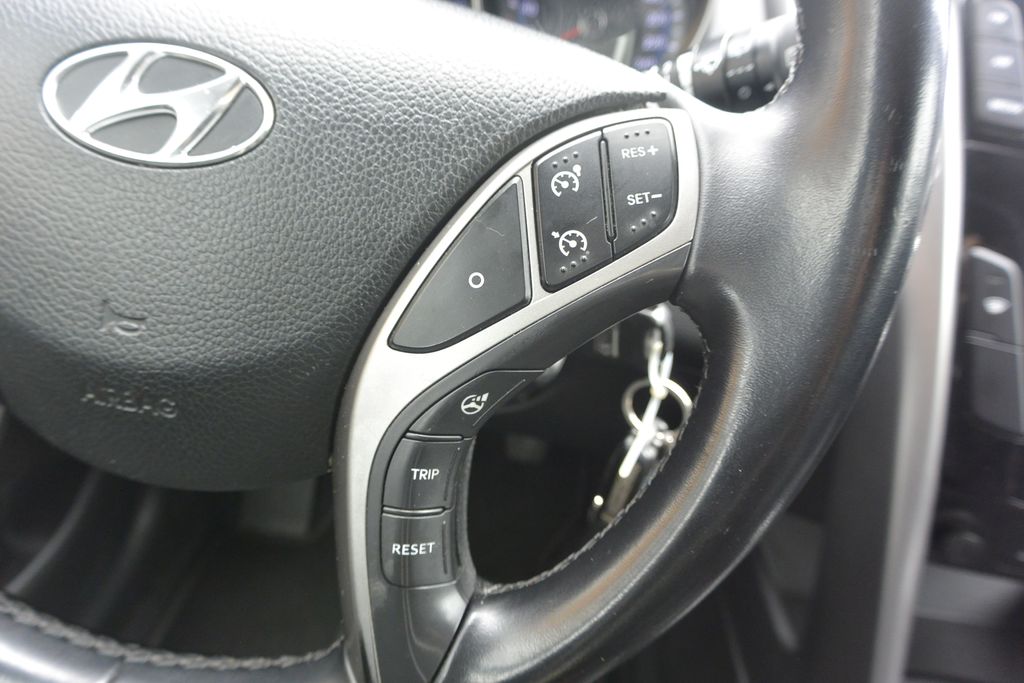 Hyundai i30 1.4CVVT 73kW