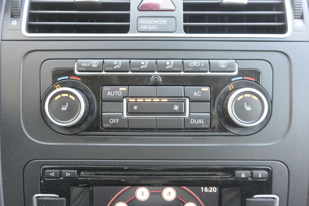 Volkswagen Touran 1.6TDi  Comfortline 77kW