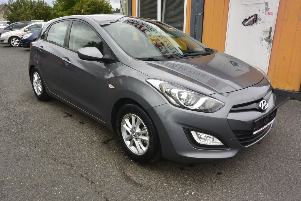 Hyundai i30 1.4CVVT 73kW