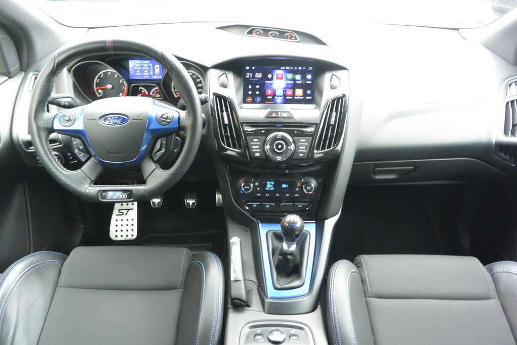 Ford Focus ST 2,0 EcoBoost 184kW 184kW