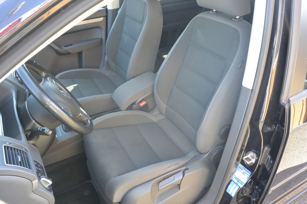 Volkswagen Touran 1.6TDi  Comfortline 77kW