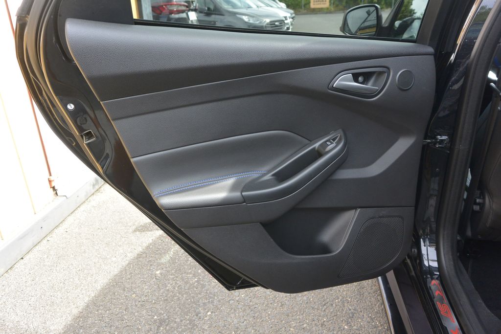 Ford Focus ST 2,0 EcoBoost 184kW 184kW