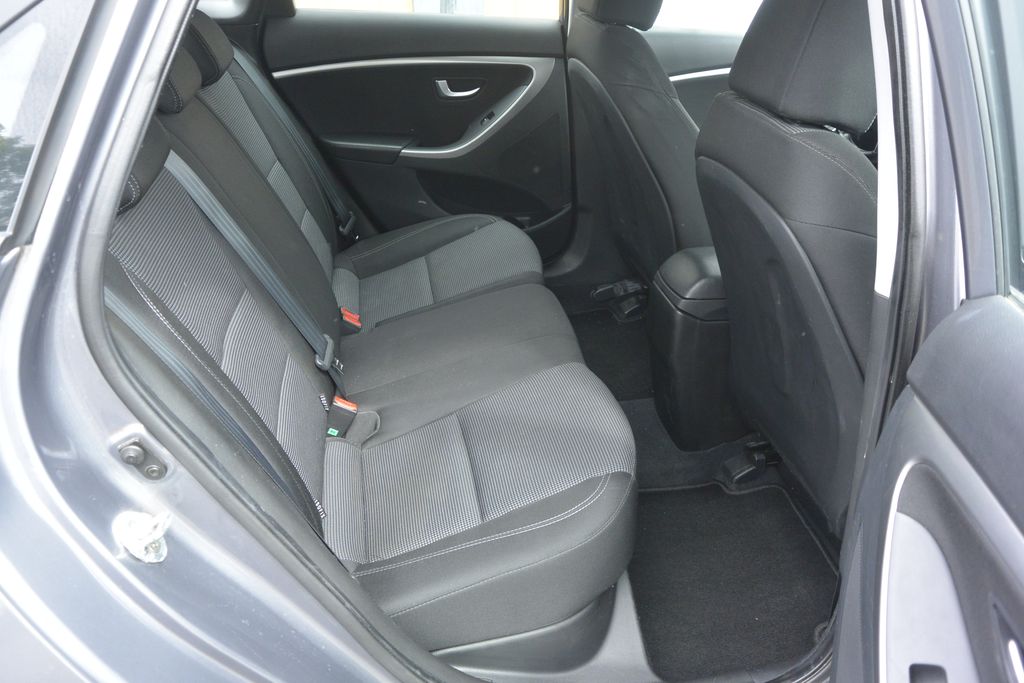 Hyundai i30 1.4CVVT 73kW