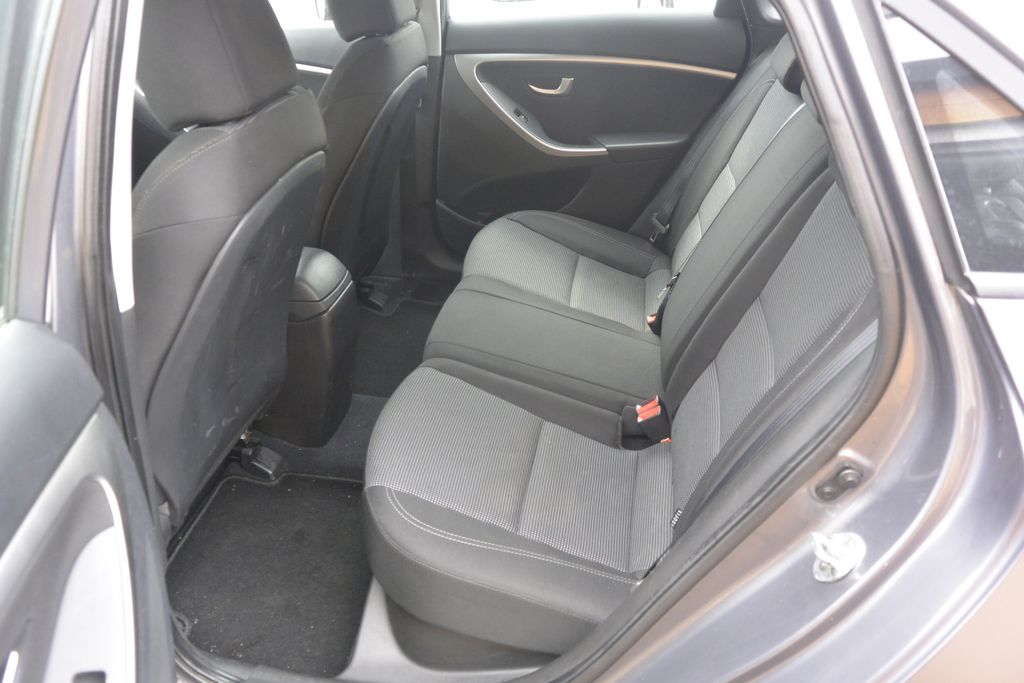 Hyundai i30 1.4CVVT 73kW