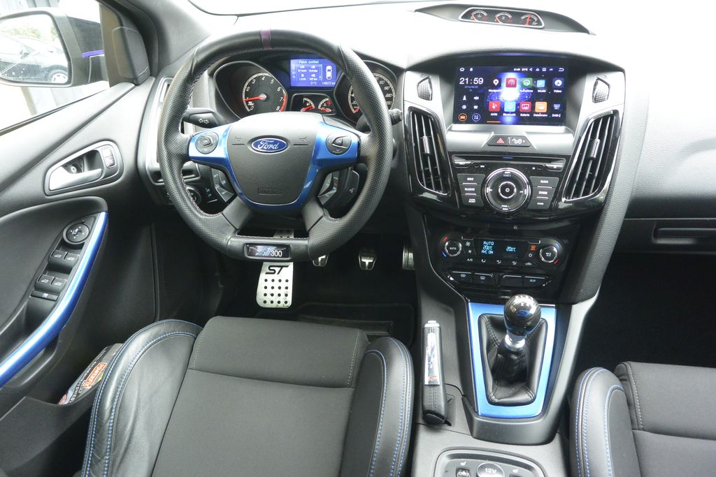 Ford Focus ST 2,0 EcoBoost 184kW 184kW