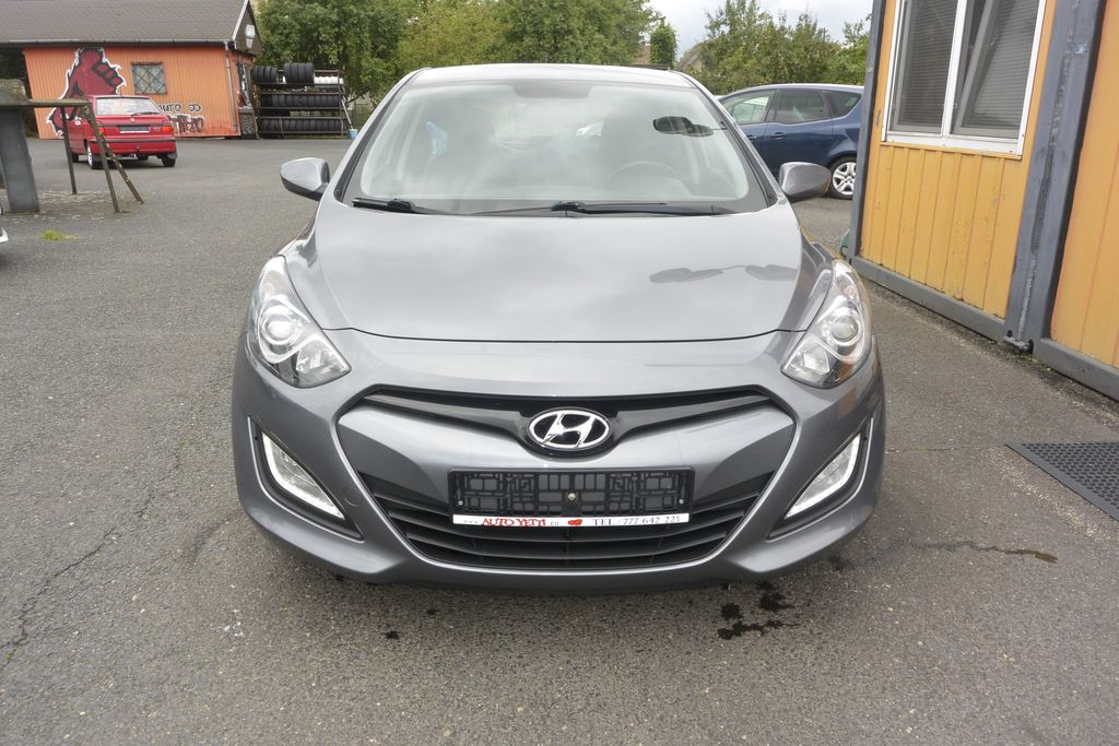 Hyundai i30 1.4CVVT 73kW