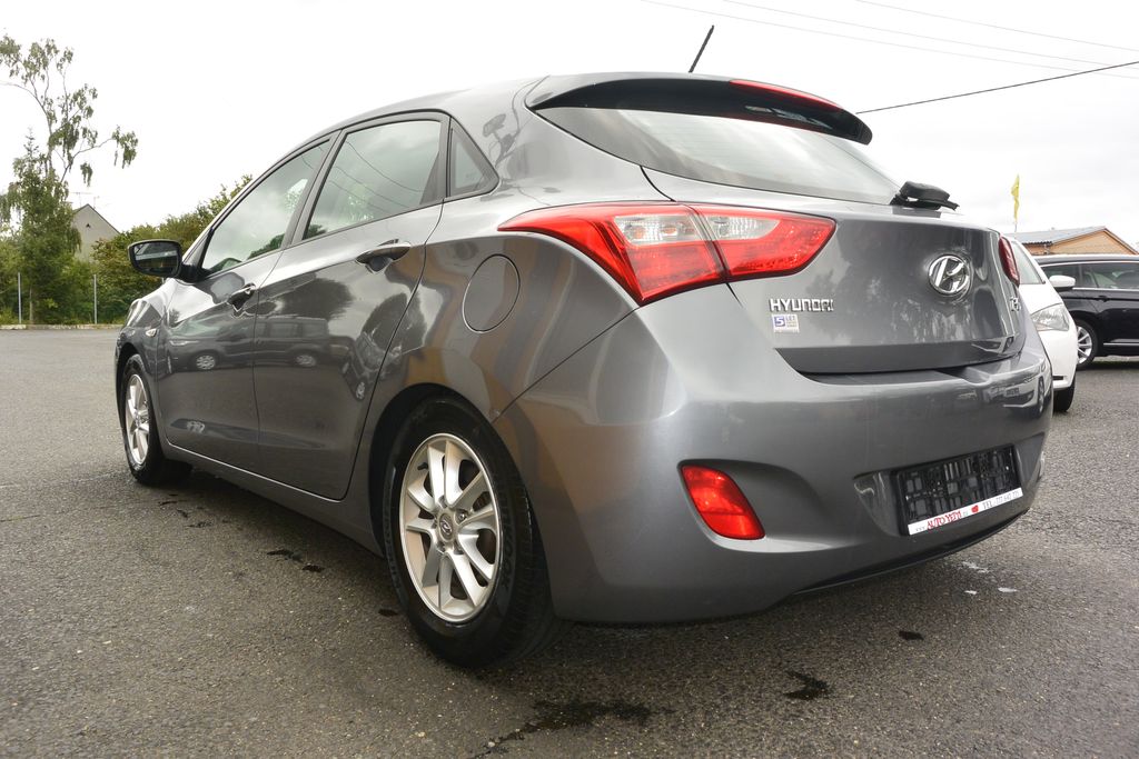 Hyundai i30 1.4CVVT 73kW