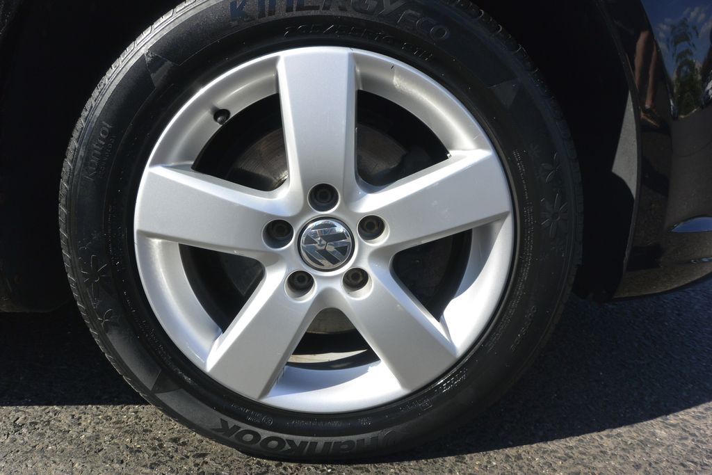 Volkswagen Touran 1.6TDi  Comfortline 77kW