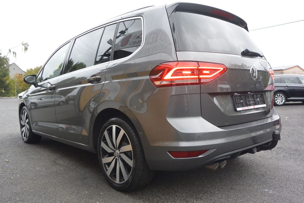 Volkswagen Touran 2.0TDi 110kW PANORAMA*NAVI*LED 110kW