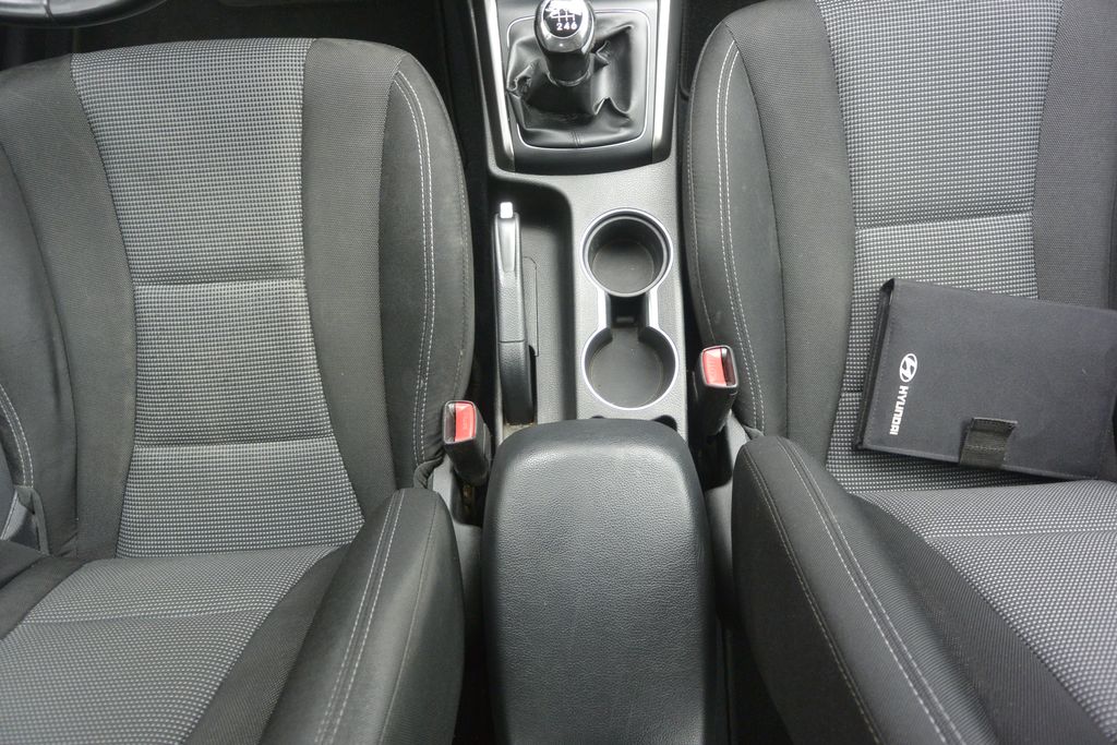 Hyundai i30 1.4CVVT 73kW