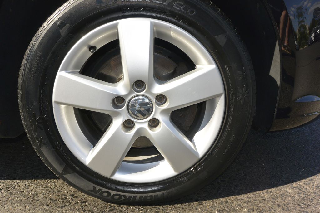 Volkswagen Touran 1.6TDi  Comfortline 77kW