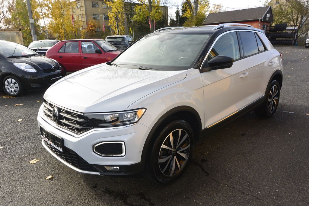Volkswagen T-Roc 1.5TSi DSG 76tis km 110kW