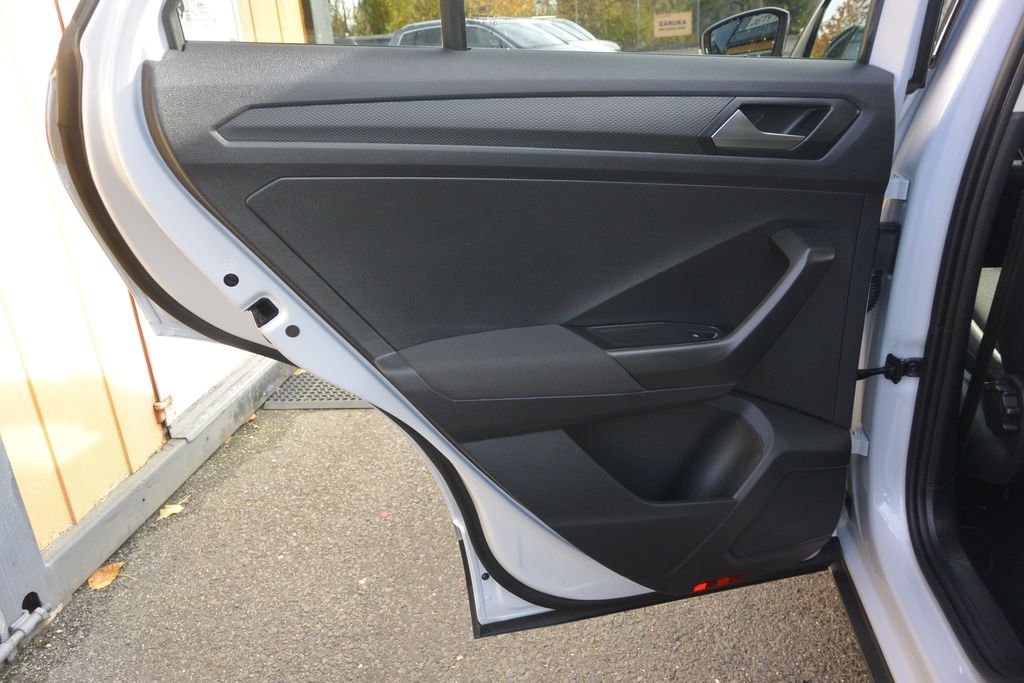 Volkswagen T-Roc 1.5TSi DSG 76tis km 110kW