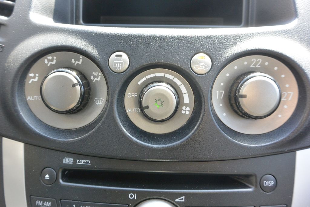 Mitsubishi Grandis 2.0DI-D 6míst 103kW