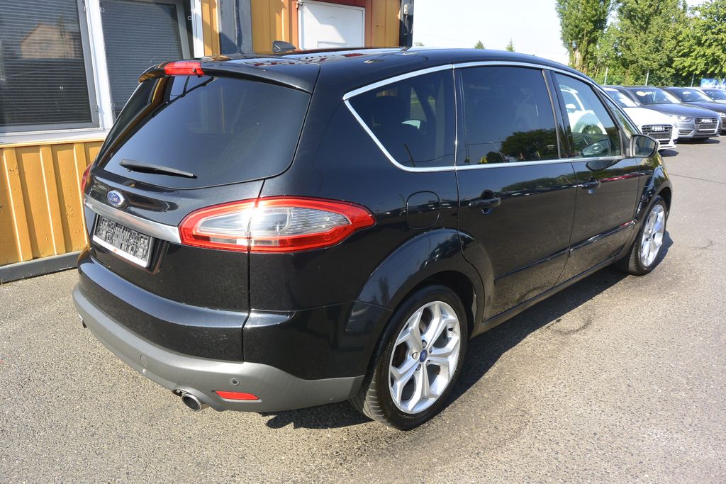Ford S-Max 2.2TDCi AT Titanium 7míst 147k 147kW