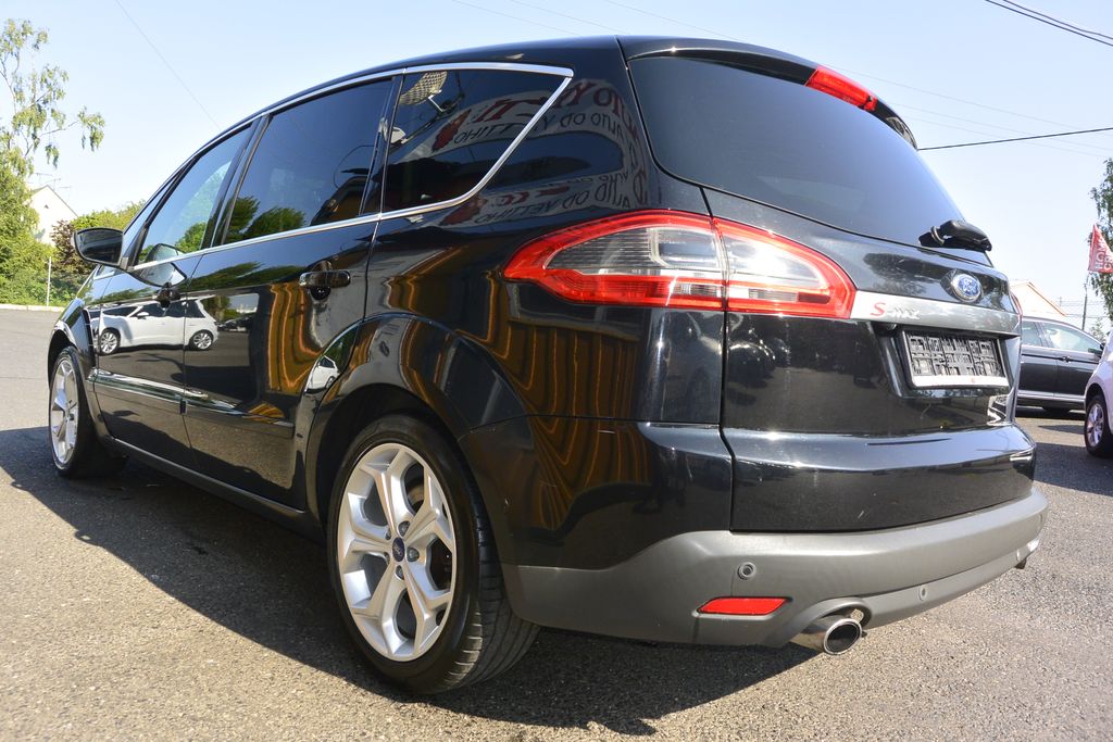 Ford S-Max 2.2TDCi AT Titanium 7míst 147k 147kW