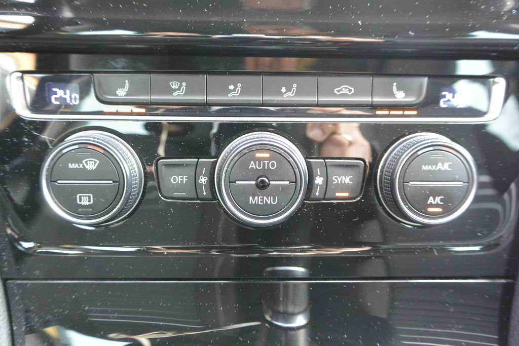 Volkswagen Golf 2.0TDi 110kW 110kW