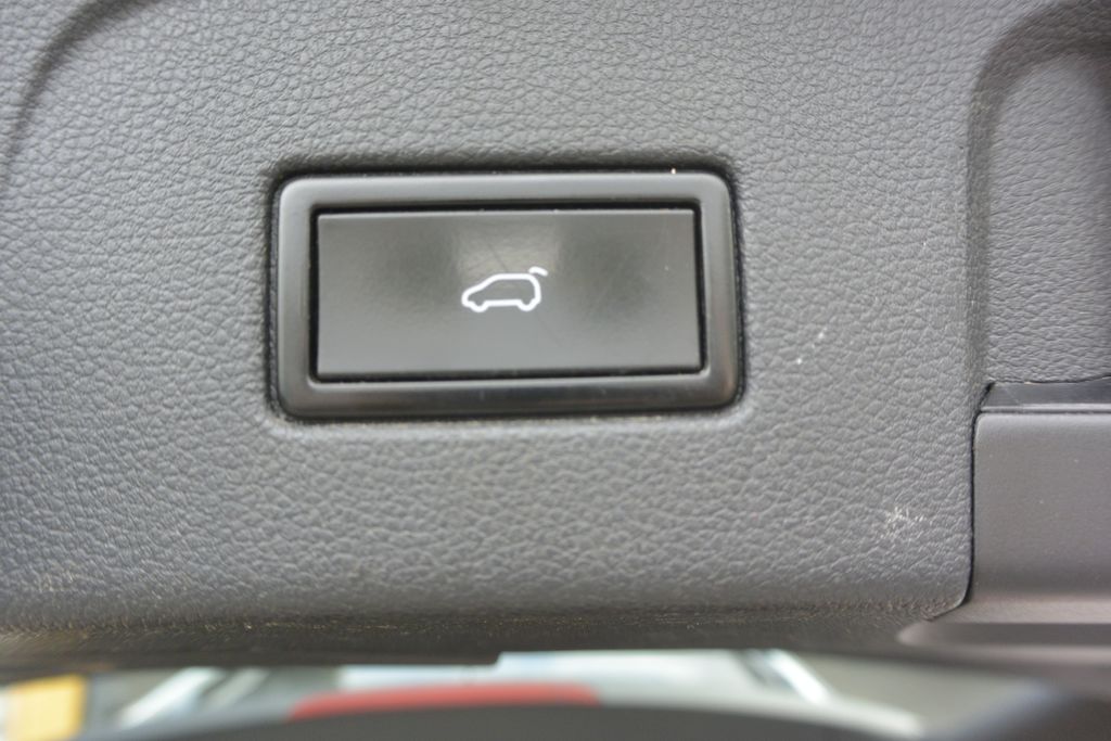 Volkswagen Touran 2.0TDi 110kW PANORAMA*NAVI*LED 110kW