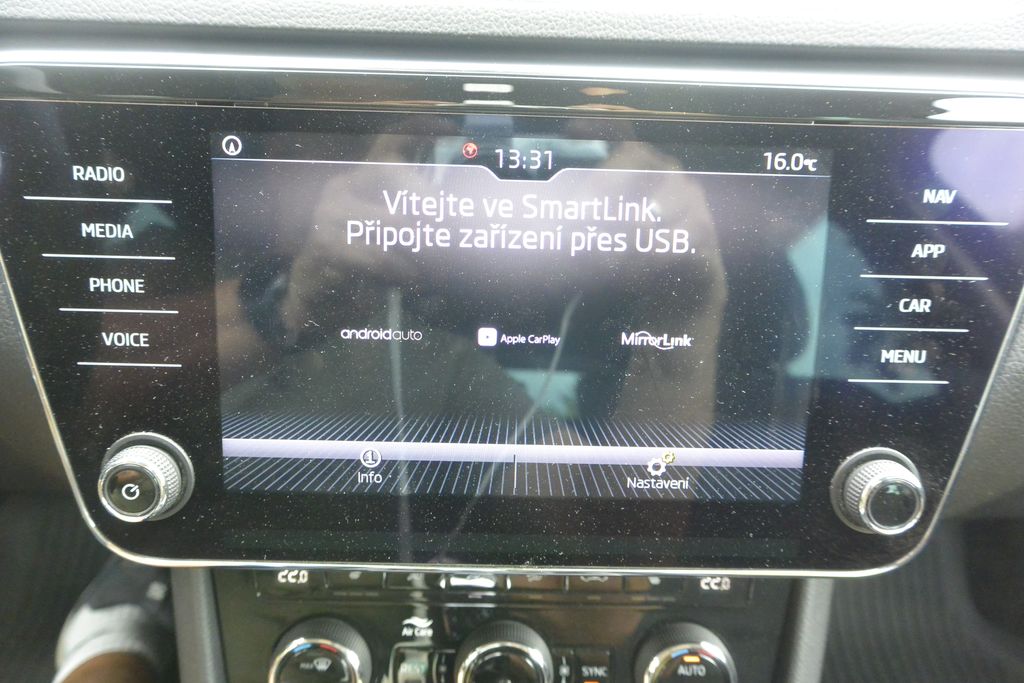 Škoda Superb 2.0TDi 140kW DSG DPH 140kW