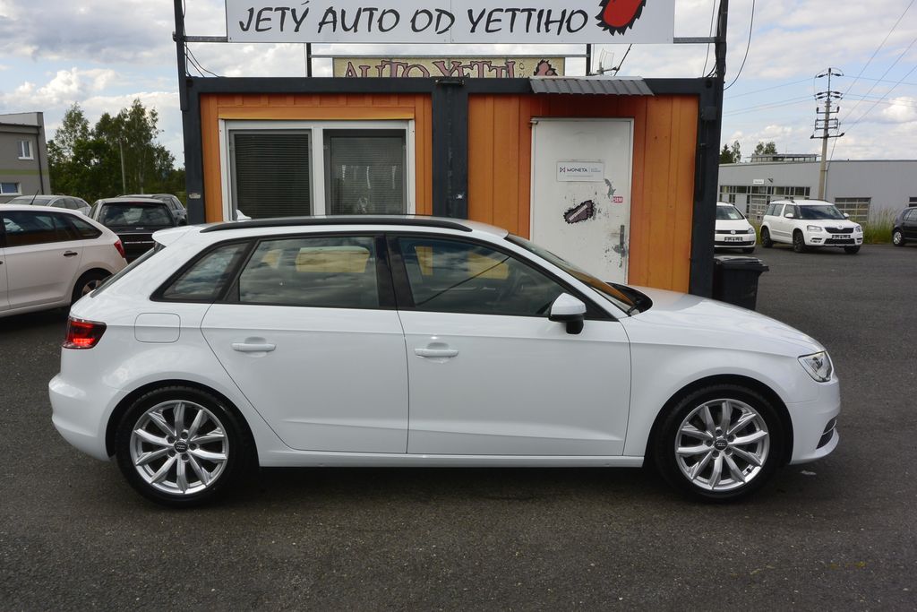 Audi A3 2.0TDi Spotback 110kW Xenon 110kW