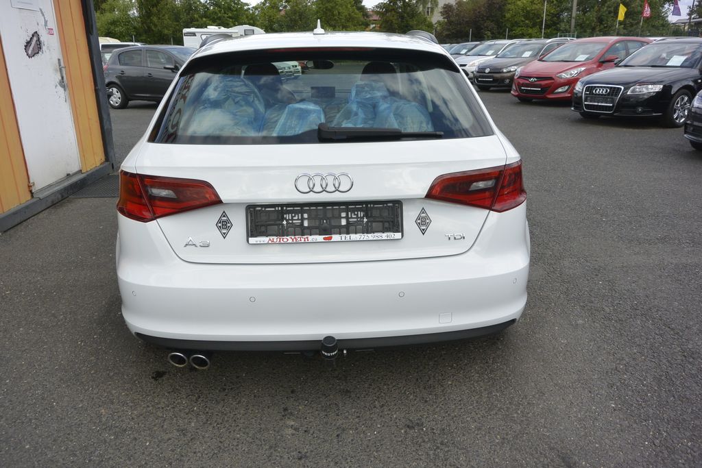 Audi A3 2.0TDi Spotback 110kW Xenon 110kW