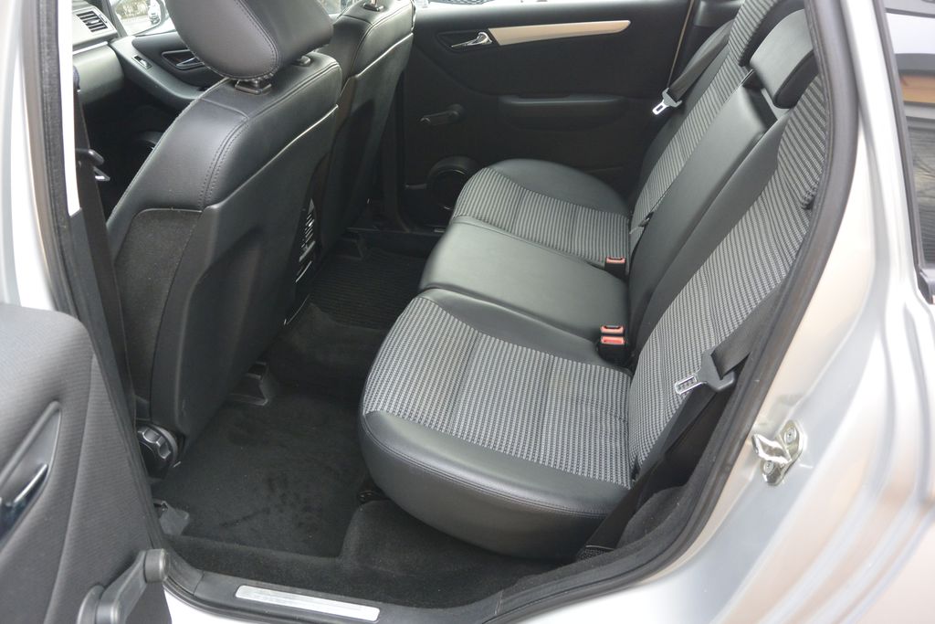 Mercedes-Benz B 200 2.0i automat 100kW