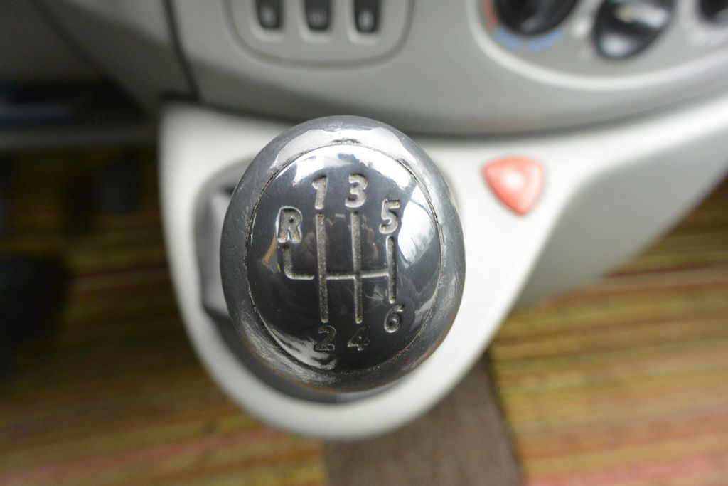 Renault Trafic 1.9CDi 74kW