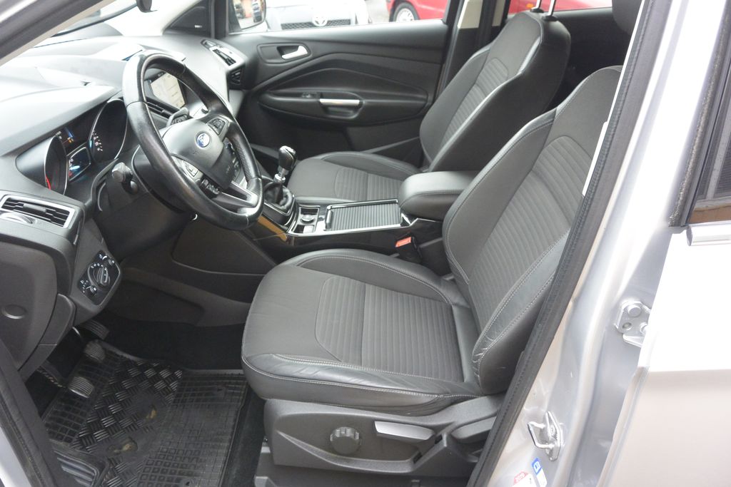 Ford Kuga 2.0TDCi Titanium 4×4 110kW