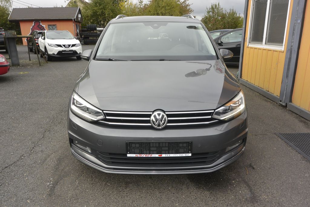 Volkswagen Touran 2.0TDi 110kW PANORAMA*NAVI*LED 110kW