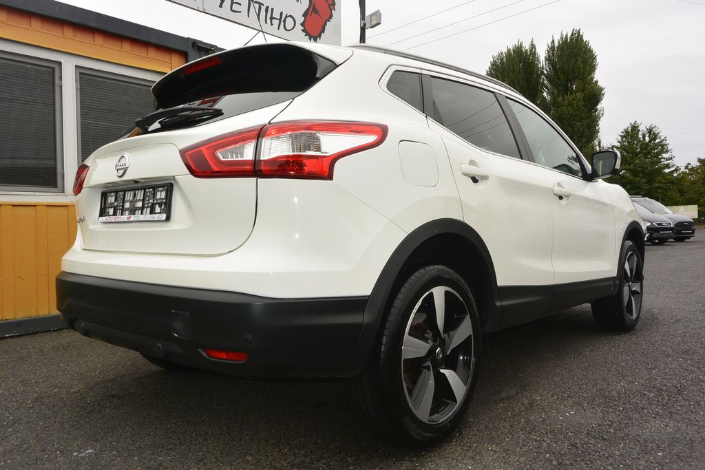 Nissan Qashqai 1,2 DIG-T Tekna Aut. Panorama 85kW
