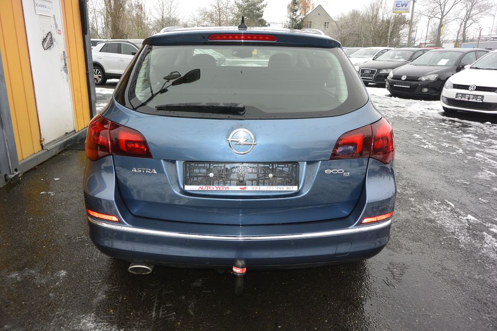 Opel Astra 2.0CDTi 121kW Xenon 121kW