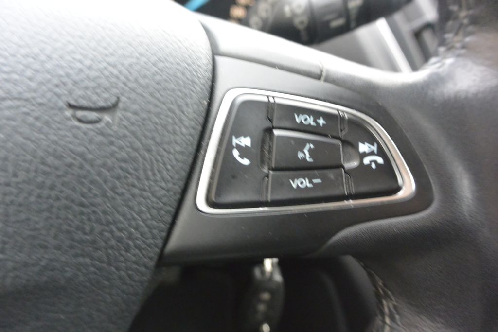 Ford Grand C-Max 1.5TDCi 88kW 7míst*NAVI 88kW