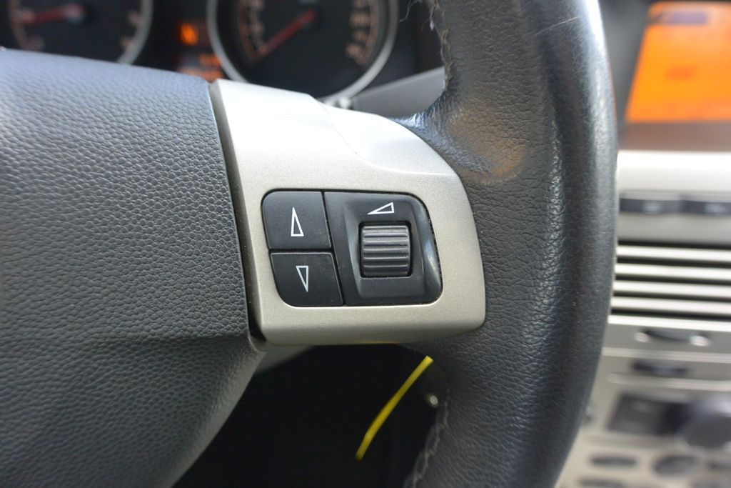 Opel Astra 1.6i16v AUTOMAT EASYTRONIC 85kW