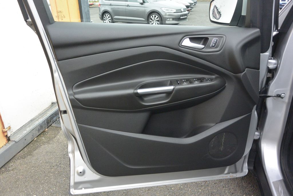 Ford Kuga 2.0TDCi Titanium 4×4 110kW